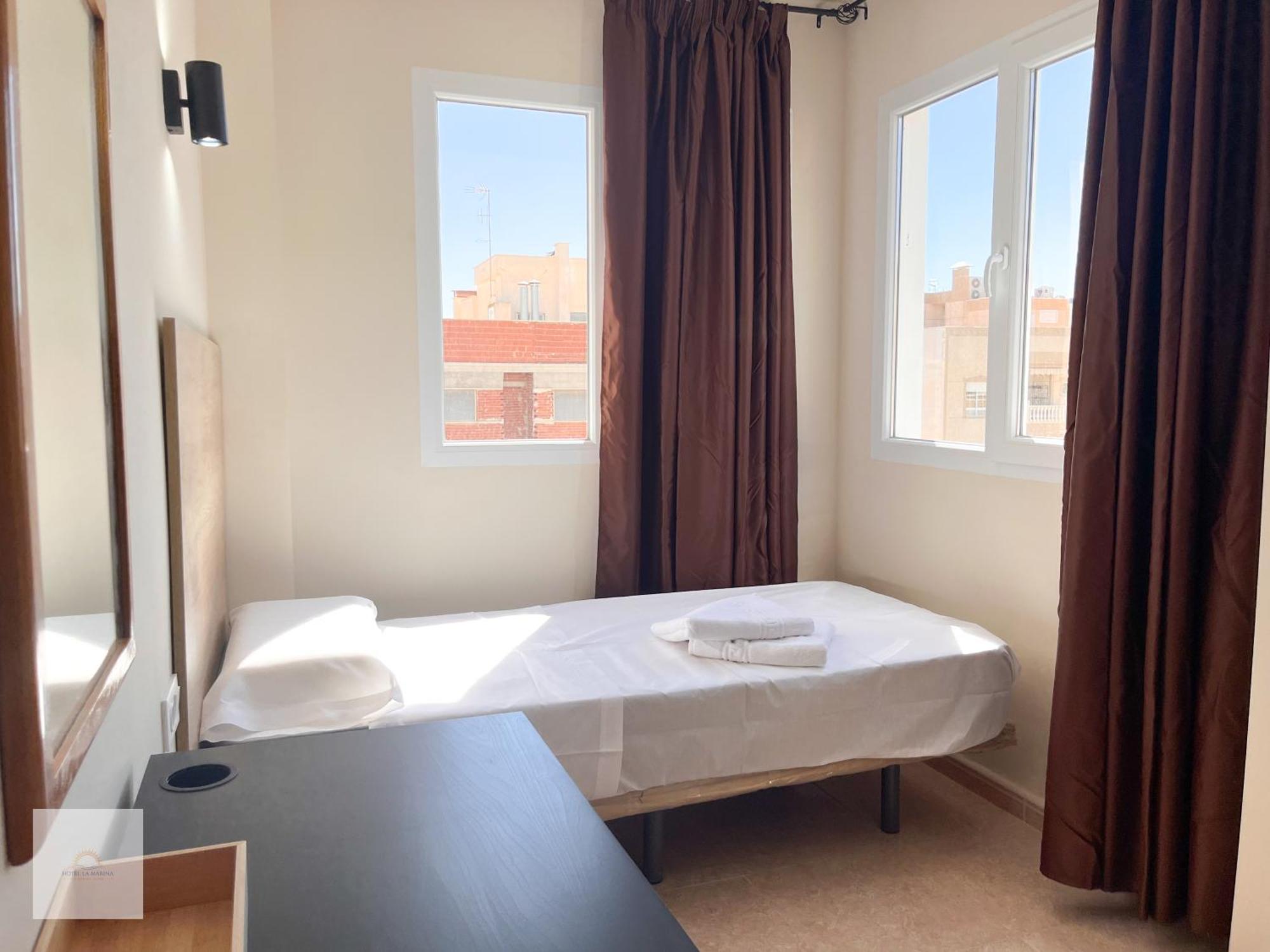 Hotel La Marina Elche Ngoại thất bức ảnh