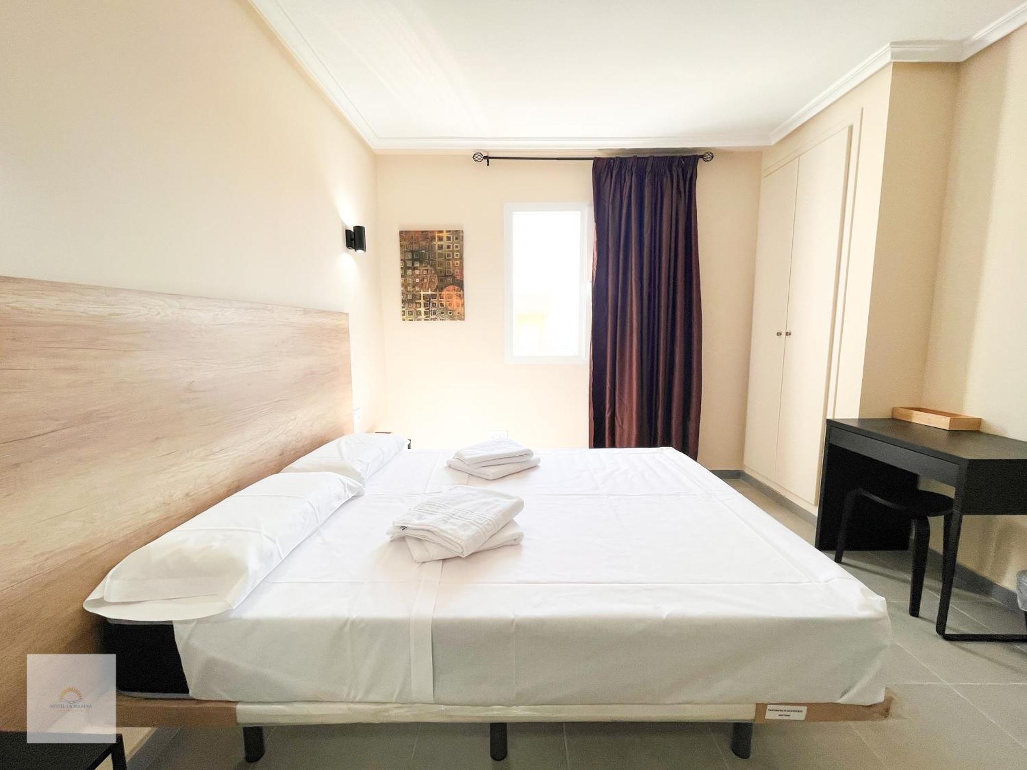 Hotel La Marina Elche Ngoại thất bức ảnh